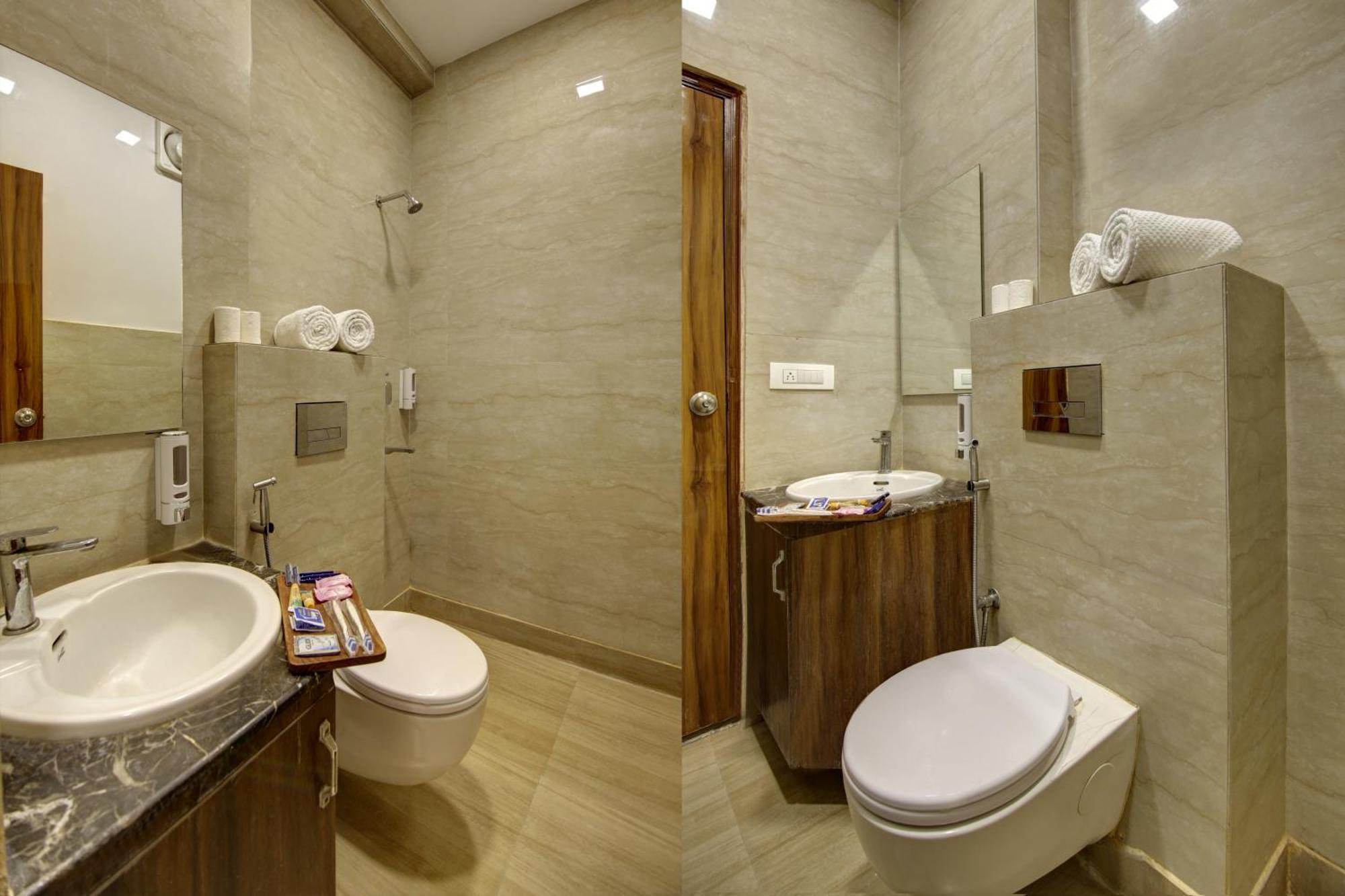 Rahul Palace By Golden Tree Near Metro Station And Ajmal Khan Market Neu-Delhi Exterior foto
